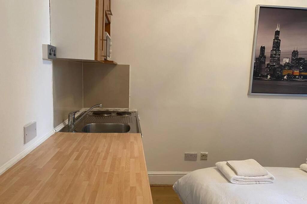 F6-Comfy Ground Flr Studio Fits 4- Near Paddington 伦敦 外观 照片
